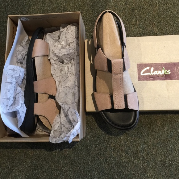 Shoes - Picture 2 of 3