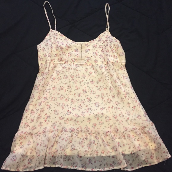 Cream floral tank top