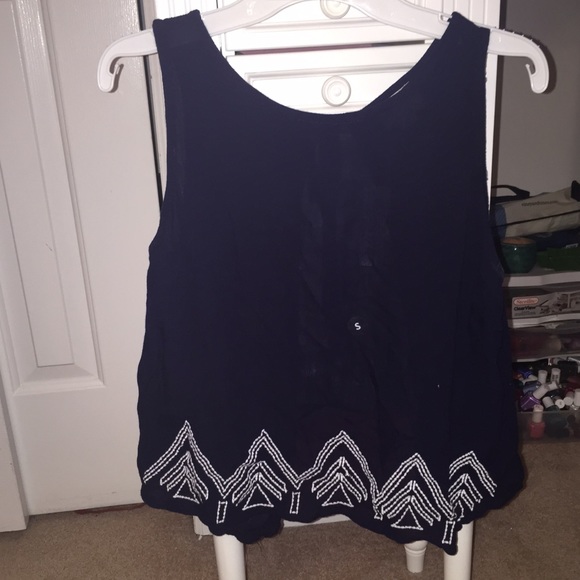 navy PacSun tank top