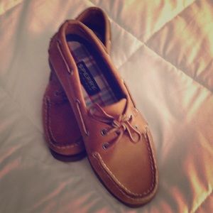 Sperry's leather boat shoe model #9155240