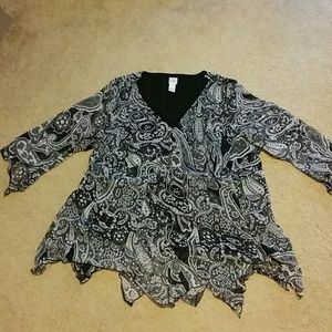 Black and white paisley pattern top