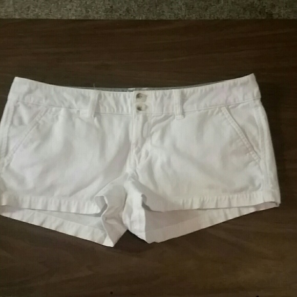 White American Eagle Shorts
