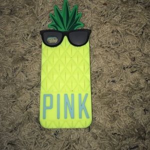 Victoria's Secret iPhone 4s case!