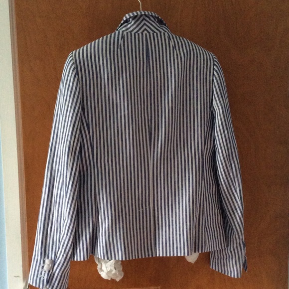 Brand New! Women's Jcrew blazer in size 6 - Picture 3 of 4