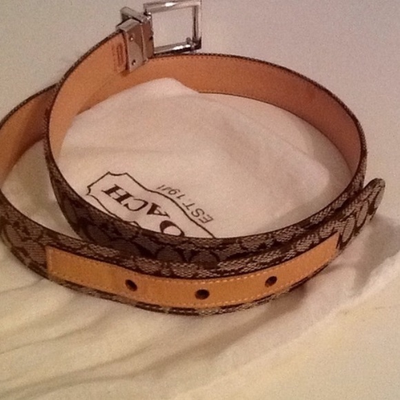 Coach belt! - Picture 4 of 4