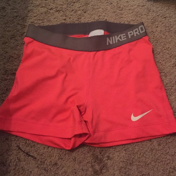 Pink nike pros