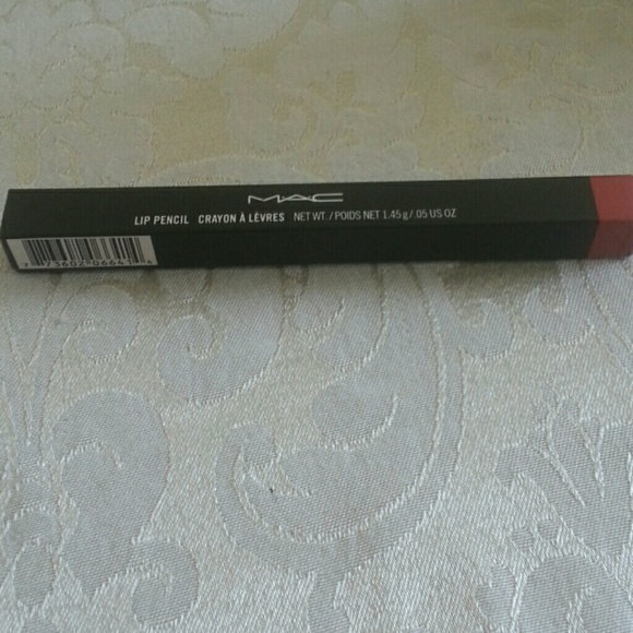 MAC Lip Pencil