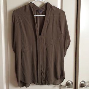 Silk Vince top
