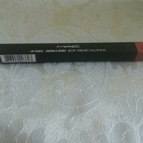MAC Lip Pencil