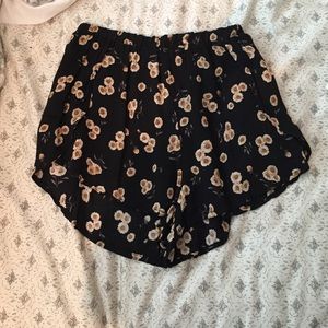 brandy melville sunflower shorts