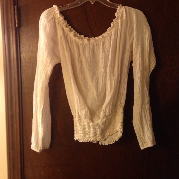 Top - Picture 2 of 2