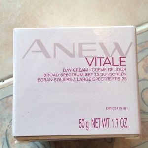 Avon Anew Vitale