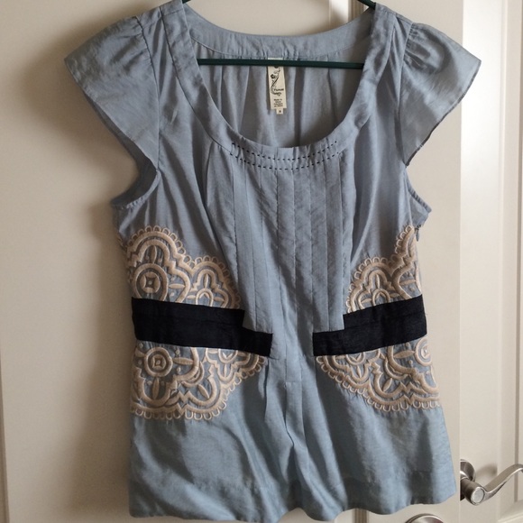 Feminine anthro top!