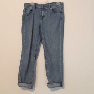 Cuffed crop jeans