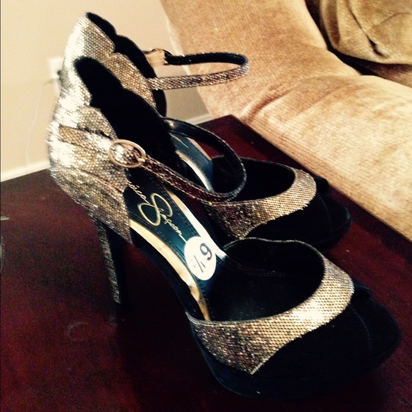 Sold***New Jessica Simpson High Heels - Picture 1 of 2