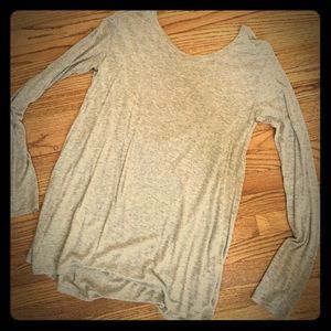 Beautiful tan grey heathered long sleeve tshirt
