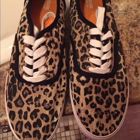 Mossimo animal print sneakers - size 11