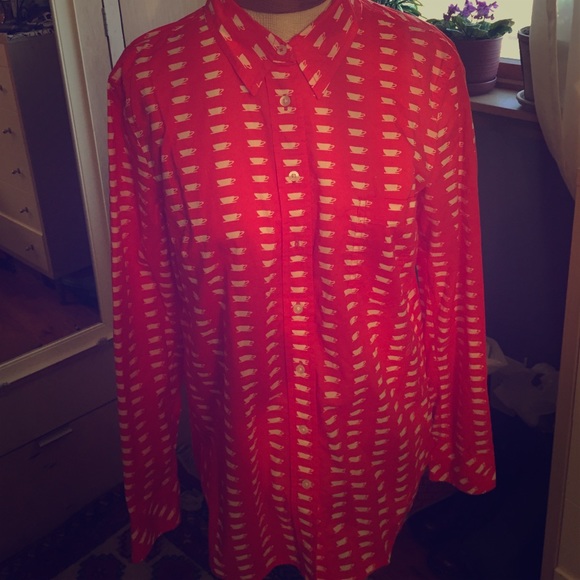 Gap Teacup Button Down