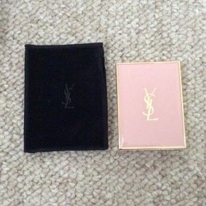 Yves Saint Lorraine Touché Éclat Blur Perfector