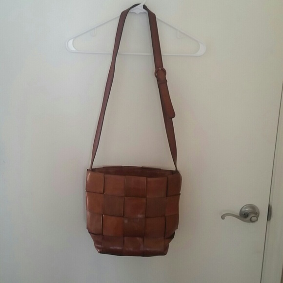 Vintage Basket Weave Cross Body Purse