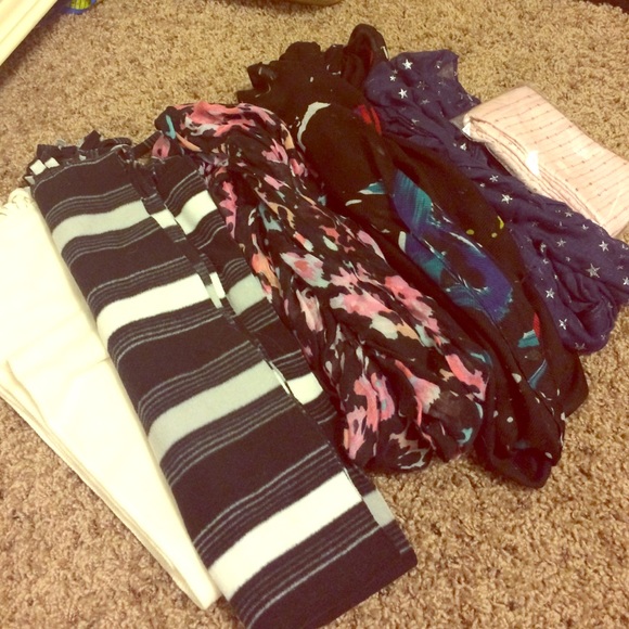 Charlotte Russe Accessories - 4 Infinity Scarves