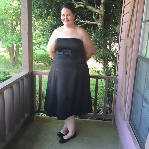 David's Bridal black satin dress - Picture 3 of 4