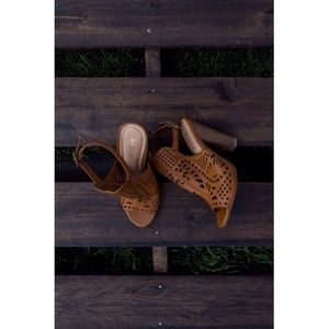 Tan Faux Leather Cut Out Heel