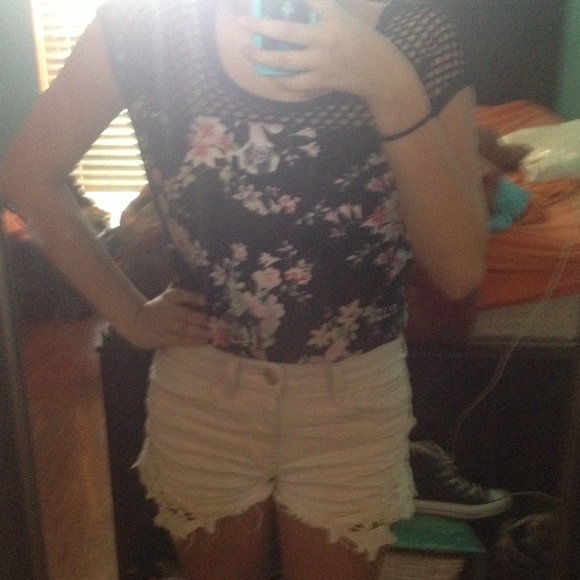 Express fishnet floral small shirt