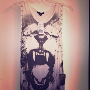 Forever XXI tiger tank