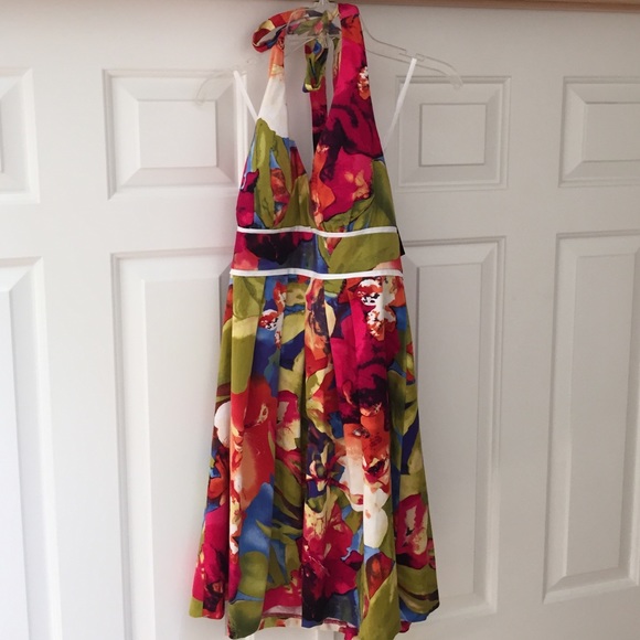 NWT BCX flower color splash halter dress
