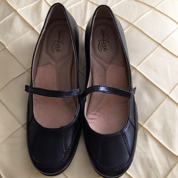 Strictly Comfort shoes
