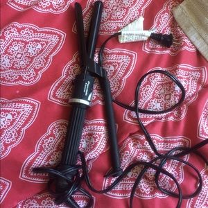 Babyliss curling iron