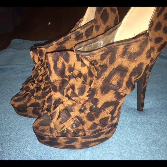 Leopard heels - Picture 2 of 4