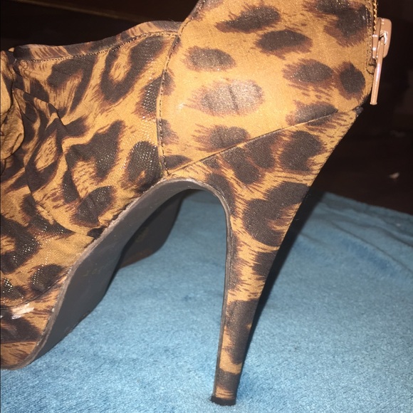Leopard heels - Picture 3 of 4