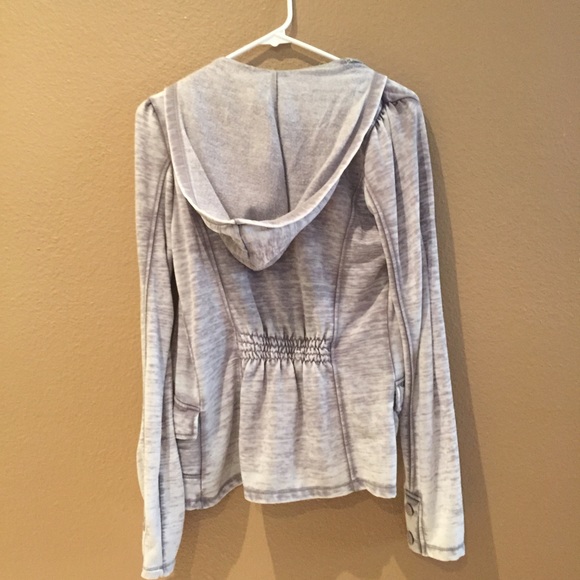 Gray jacket - Picture 2 of 3
