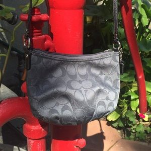 Coach signature swing pack cross body