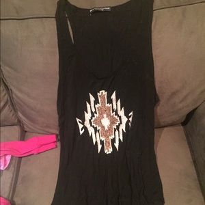 Tank top with design