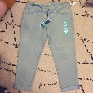 Old Navy Boyfriend Capris