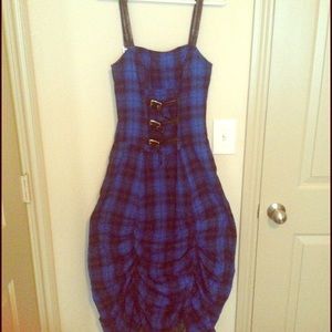 Plaid gothic style belted front dress