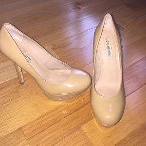 Steve Madden nude platform pumps