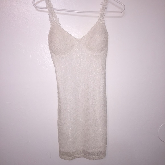 White lace dress
