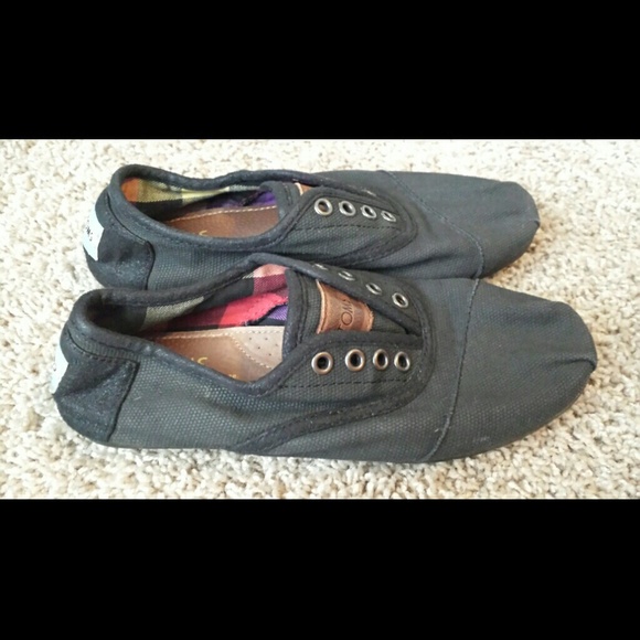 Black Toms