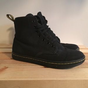 Black canvas Dr. Martens