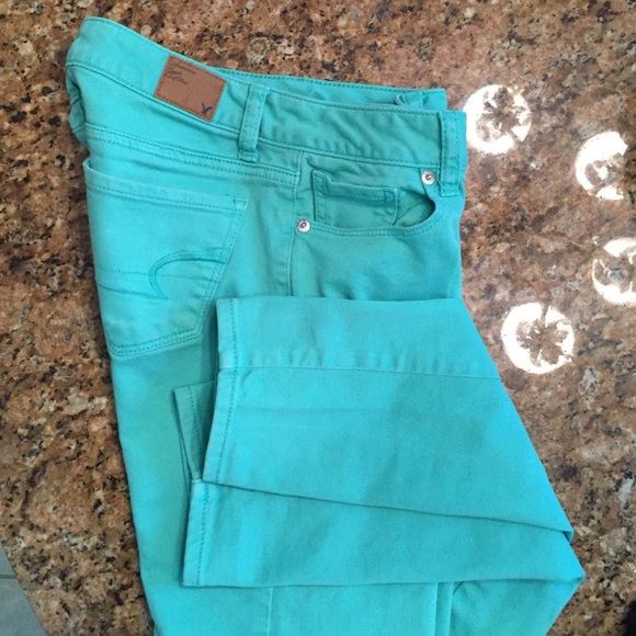 American Eagle skinny jeans