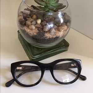 Elizabeth and James-optical eyeglass frame.