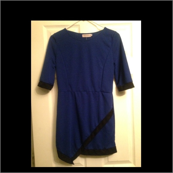 Blue dress - Picture 2 of 2