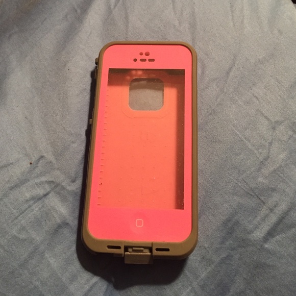 iPhone 5 life proof case