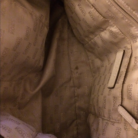 Michael Kors Large Handbag - Picture 3 of 4