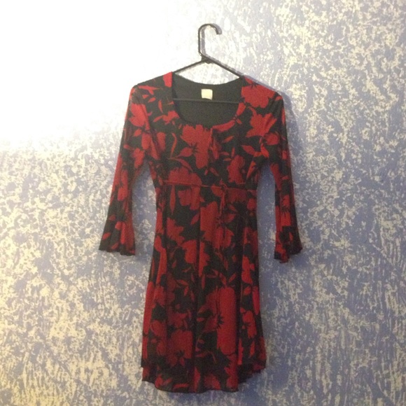 aria usa floral red and black dress