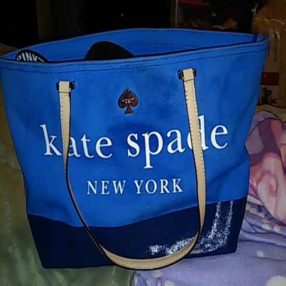 Kate spade tote n matching make up bag